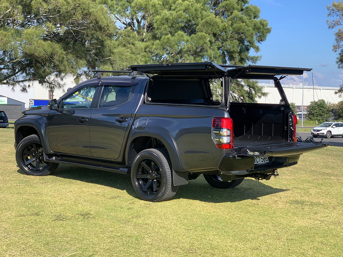 2022 Mitsubishi Triton GLSB 4WD 2.4L Diesel Turbo 6 Speed Auto