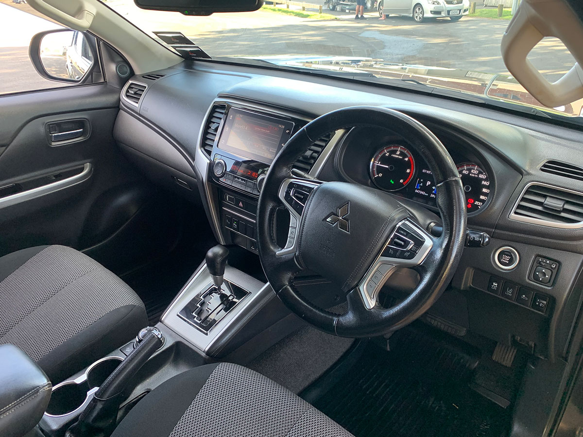 2022 Mitsubishi Triton GLSB 4WD 2.4L Diesel Turbo 6 Speed Auto