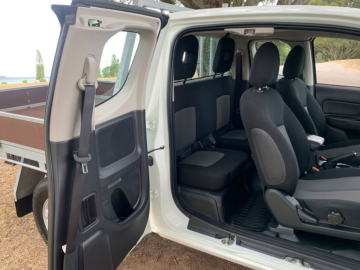 2023 Mitsubishi Triton GLX Club Cab Chassis 4WD 2.4L Diesel Turbo Auto