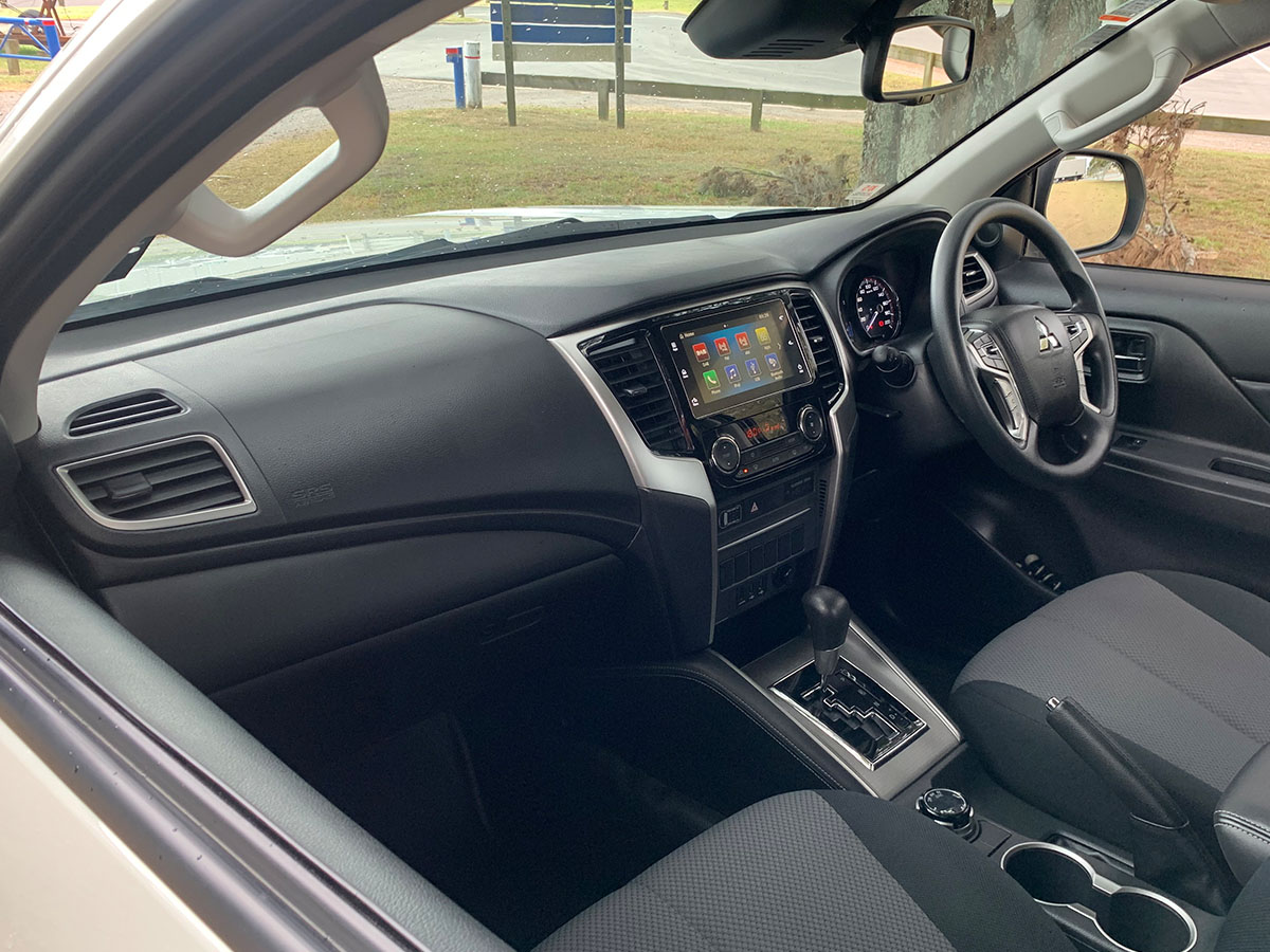 2023 Mitsubishi Triton GLX Club Cab Chassis 4WD 2.4L Diesel Turbo Auto