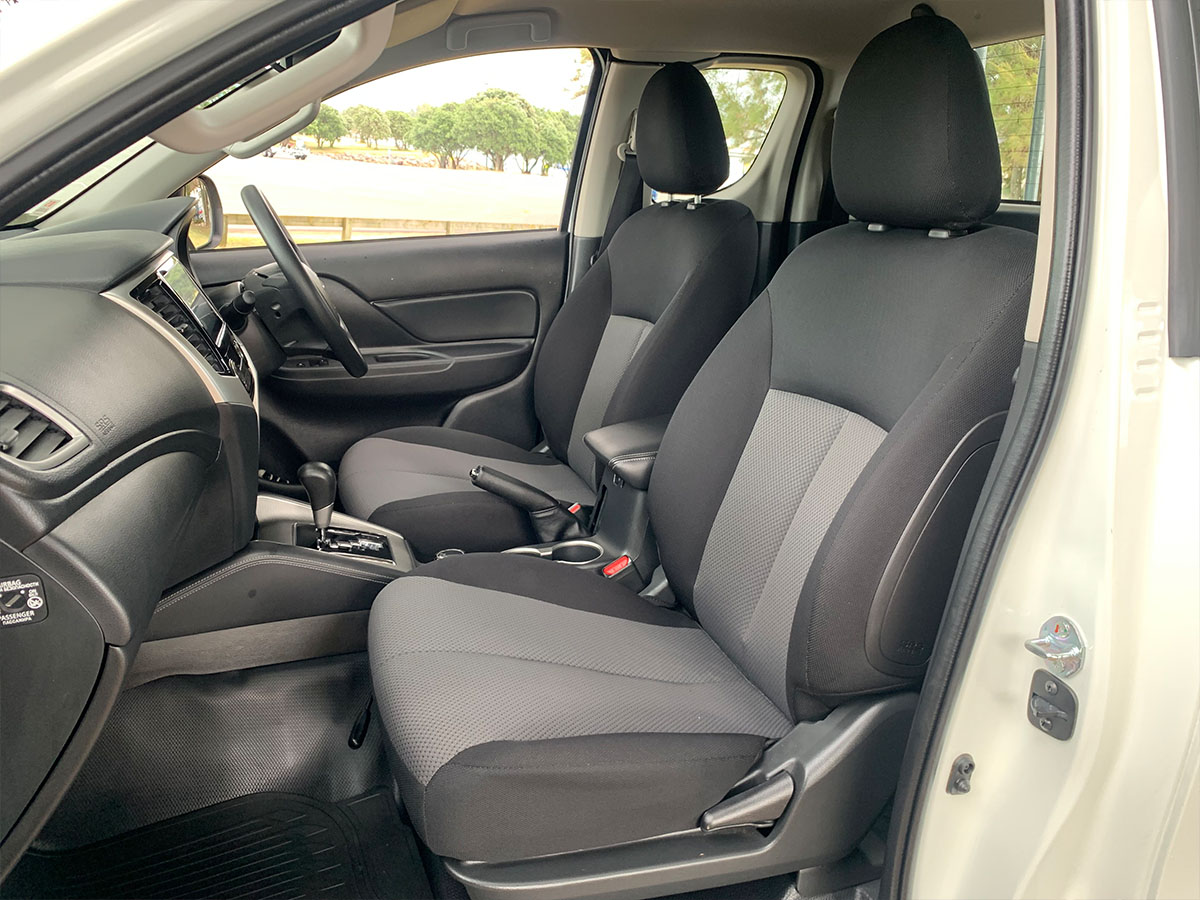 2023 Mitsubishi Triton GLX Club Cab Chassis 4WD 2.4L Diesel Turbo Auto