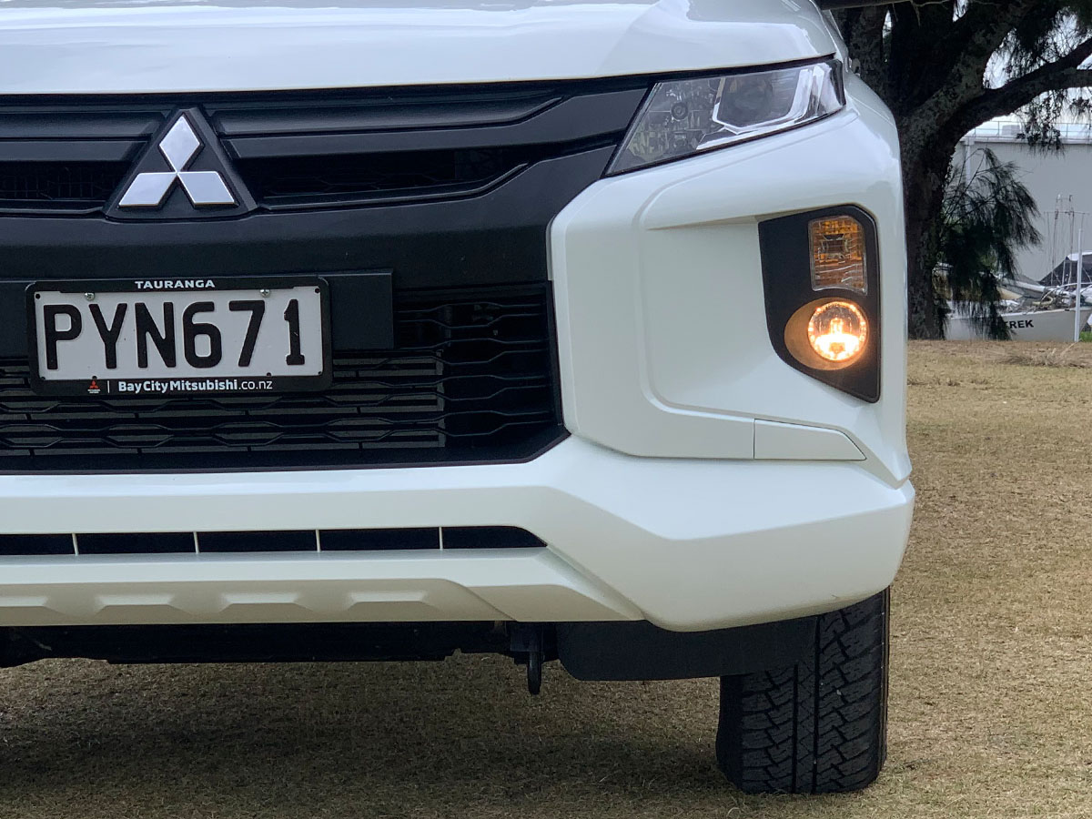 2023 Mitsubishi Triton GLX Club Cab Chassis 4WD 2.4L Diesel Turbo Auto