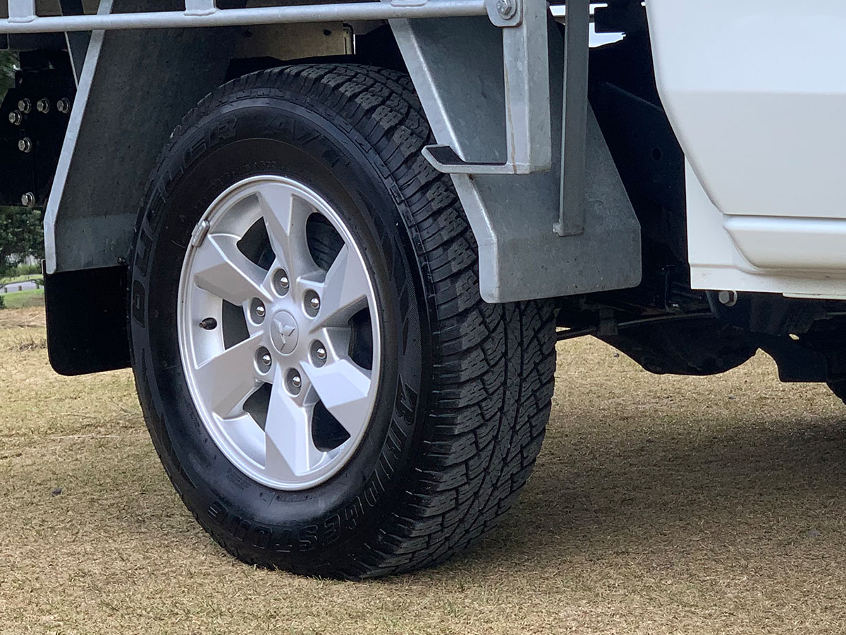 2023 Mitsubishi Triton GLX Club Cab Chassis 4WD 2.4L Diesel Turbo Auto