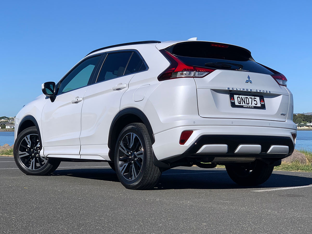 2024 Mitsubishi Eclipse Cross VRX 2WD
