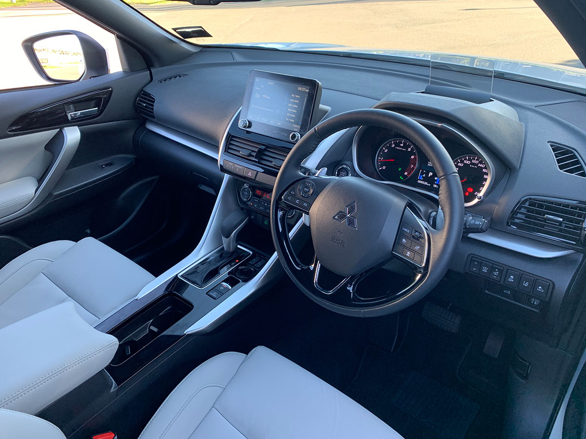 2024 Mitsubishi Eclipse Cross VRX 2WD