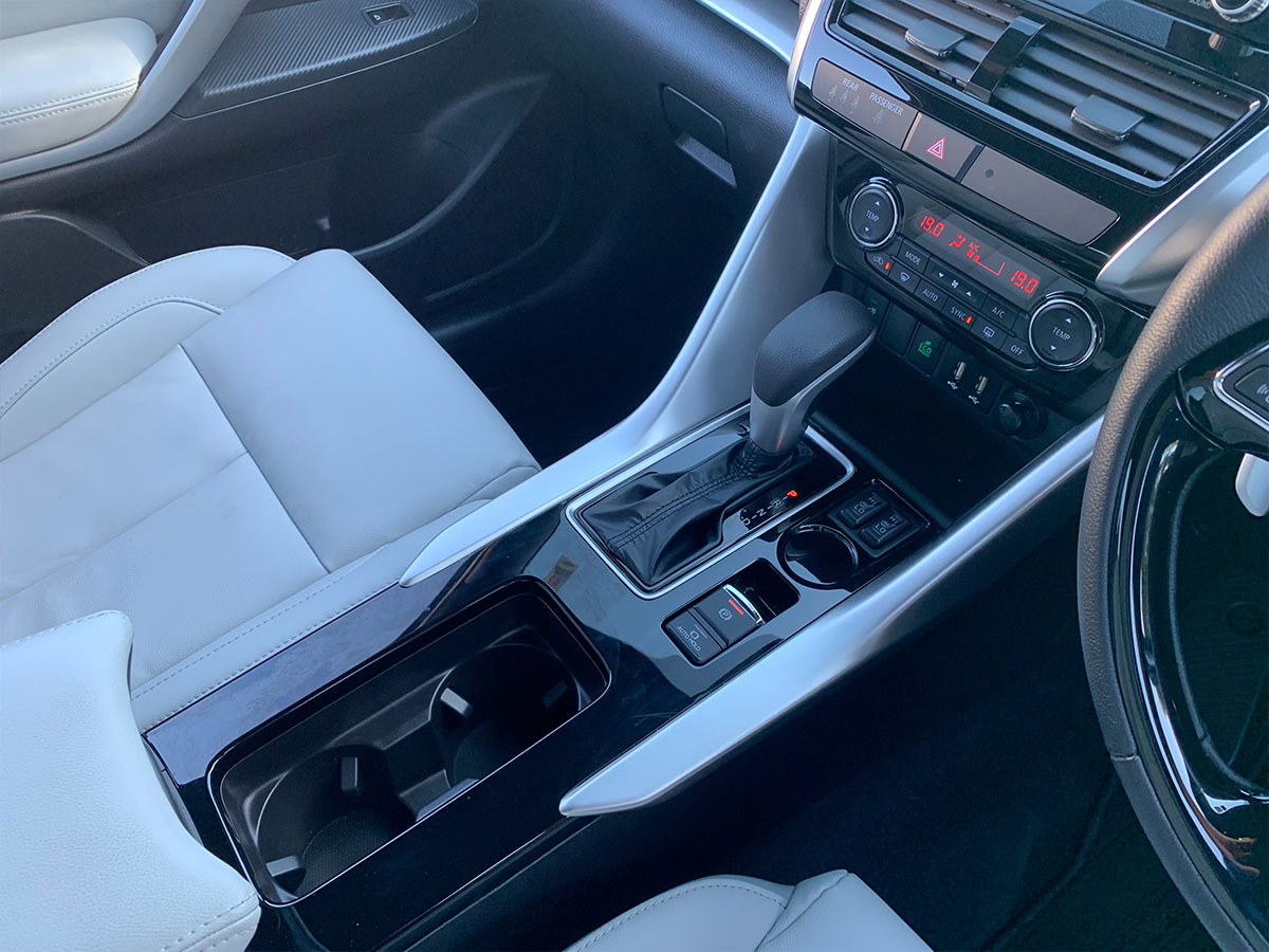 2024 Mitsubishi Eclipse Cross VRX 2WD