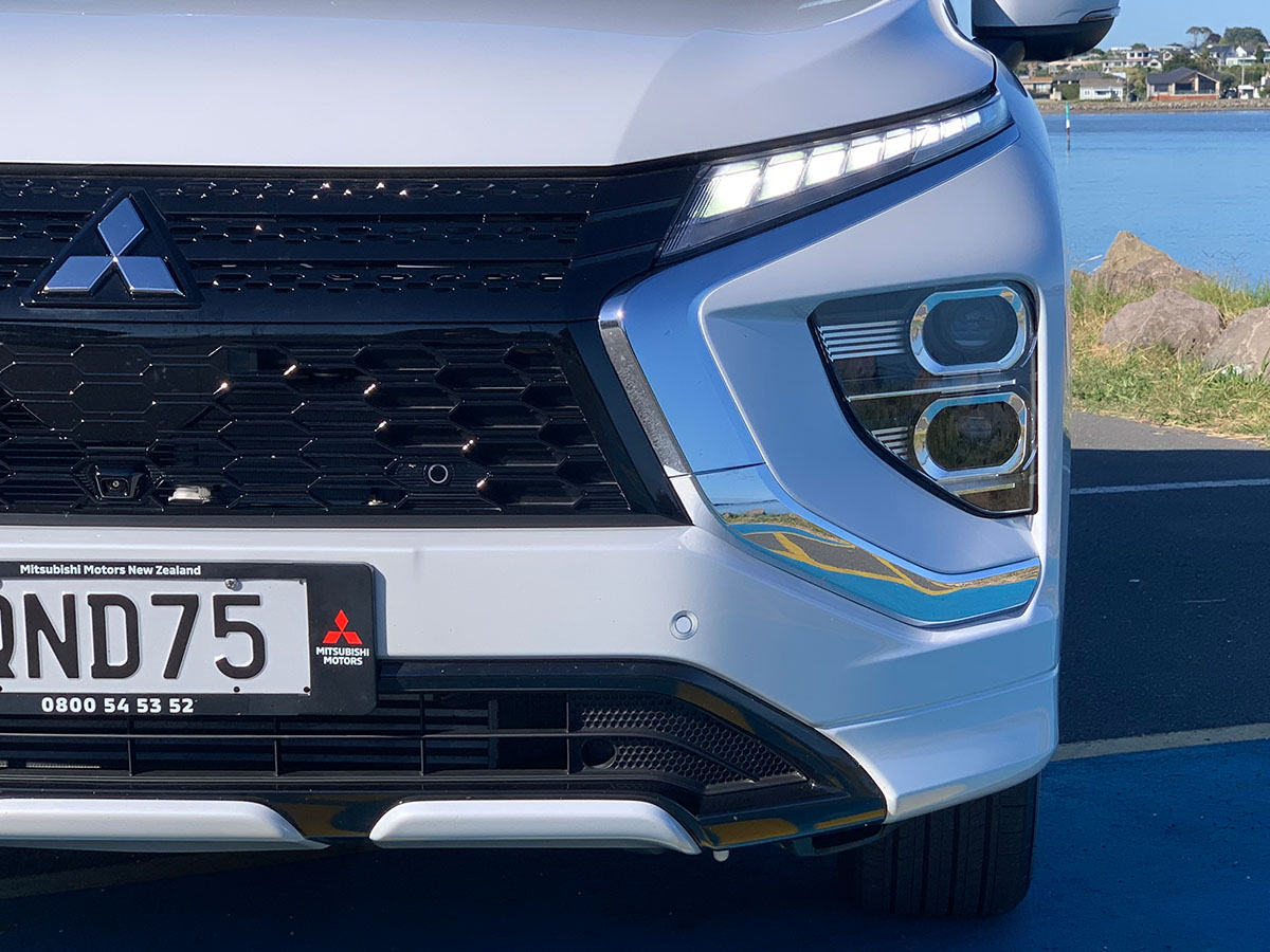 2024 Mitsubishi Eclipse Cross VRX 2WD