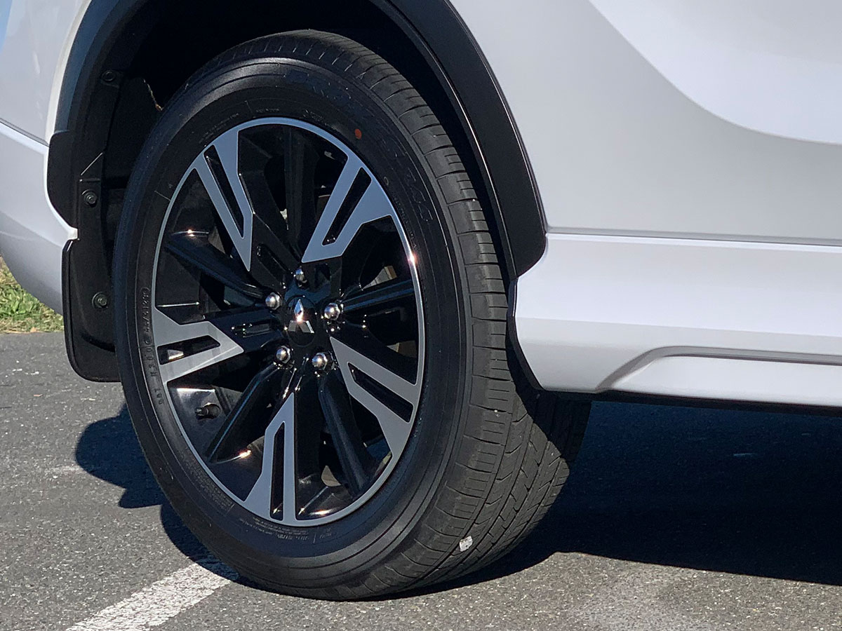 2024 Mitsubishi Eclipse Cross VRX 2WD