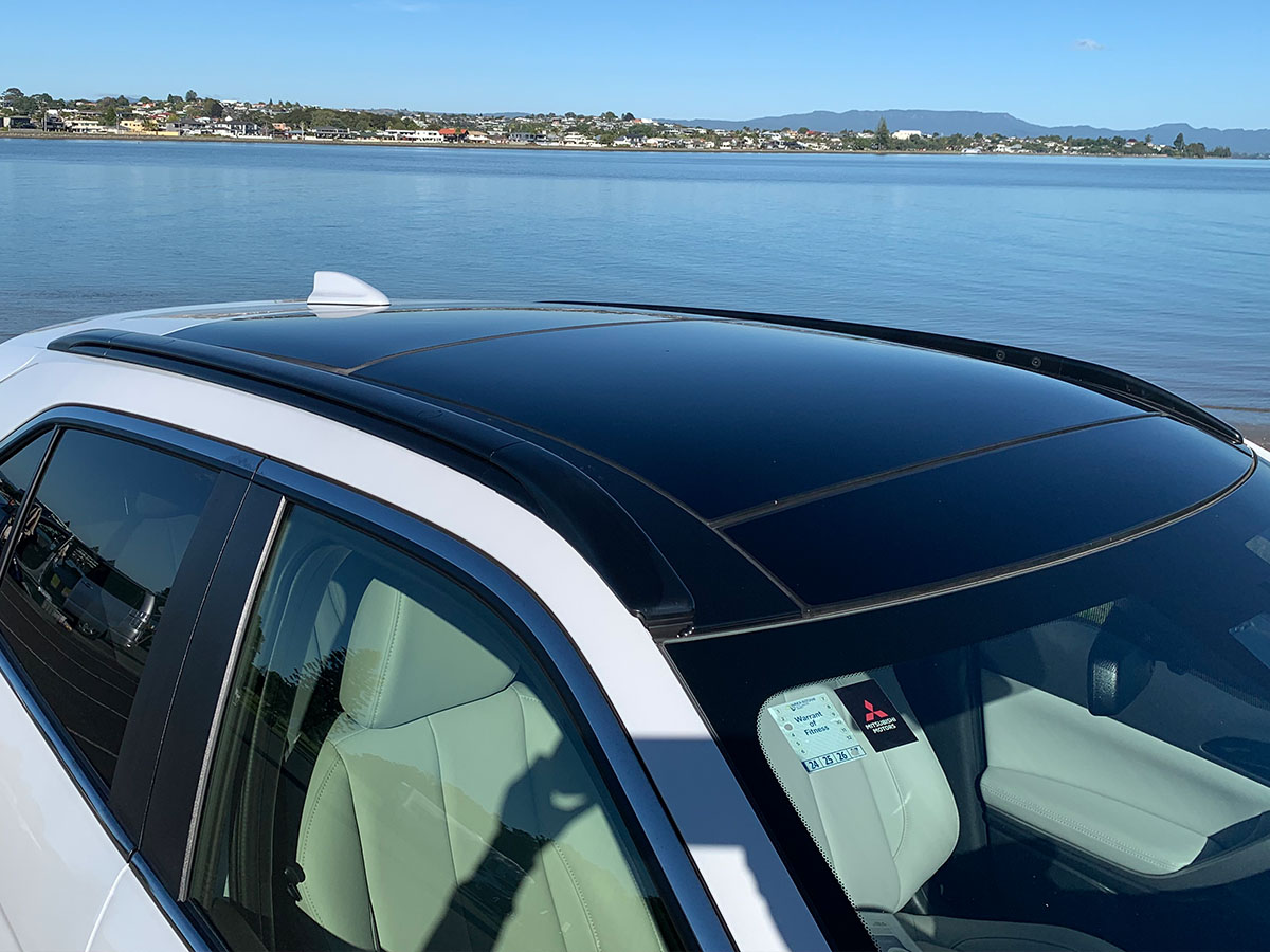 2024 Mitsubishi Eclipse Cross VRX 2WD