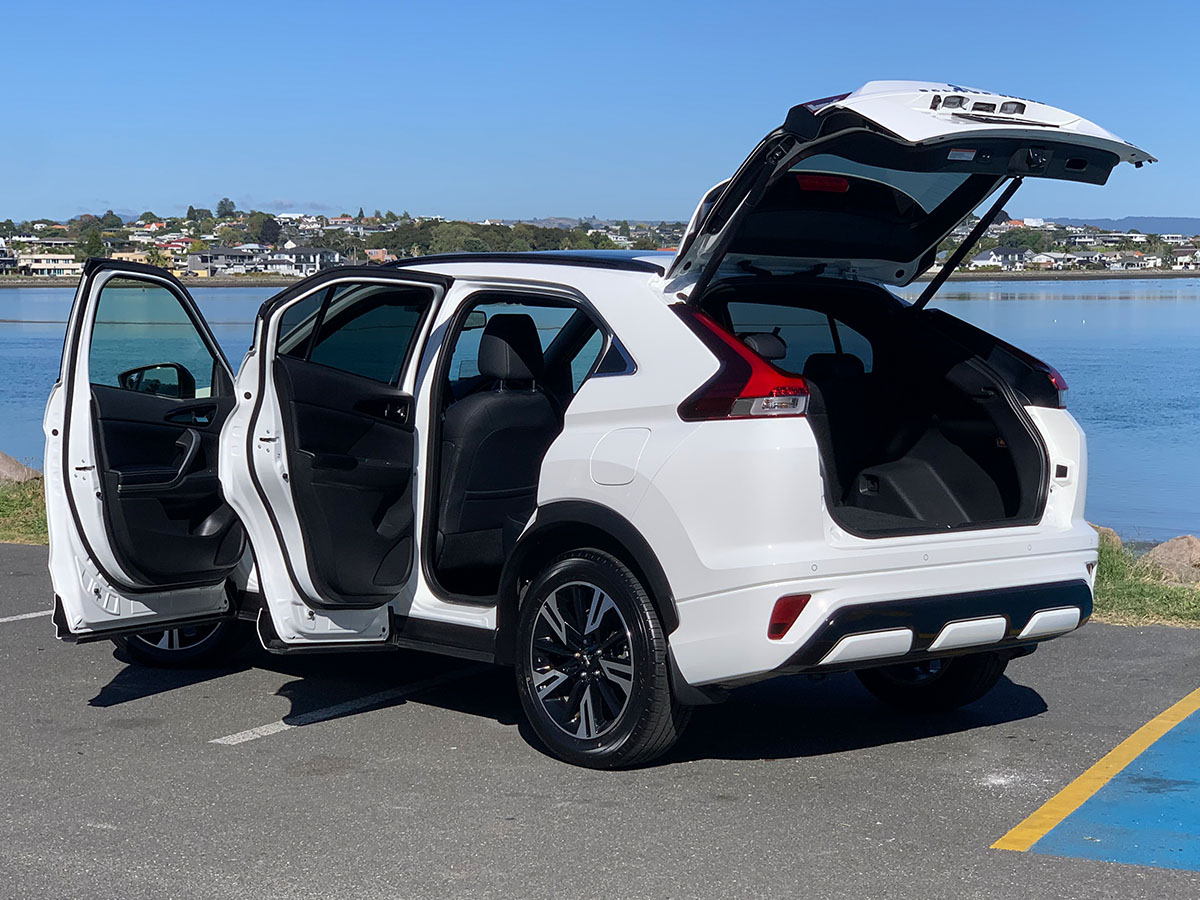 2024 Mitsubishi Eclipse Cross VRX 2WD