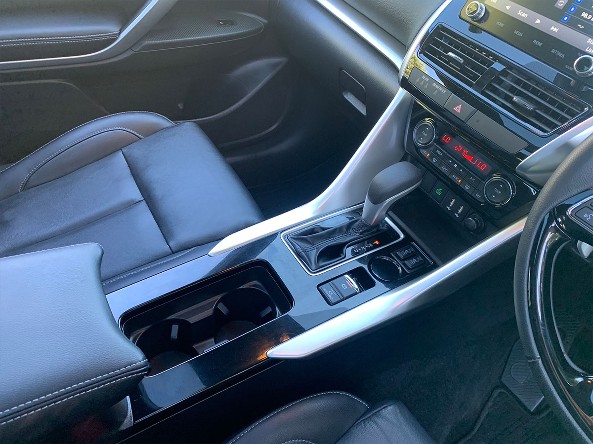 2024 Mitsubishi Eclipse Cross VRX 2WD