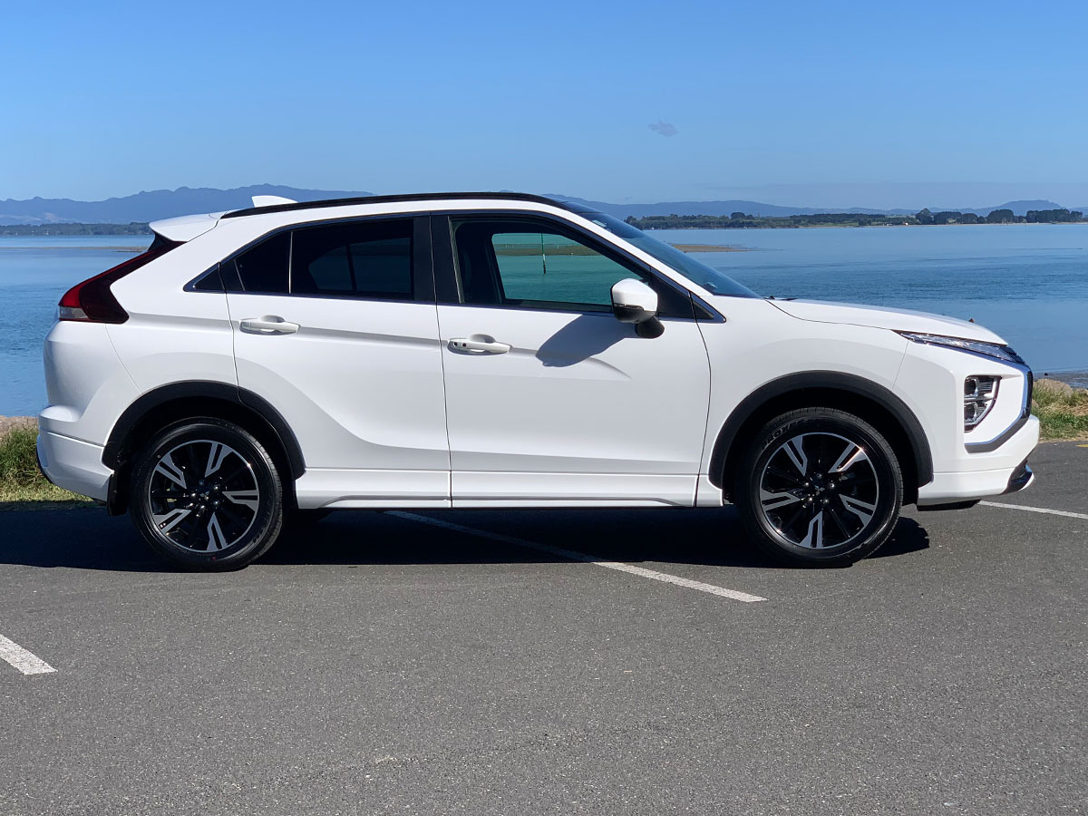 2024 Mitsubishi Eclipse Cross VRX 2WD