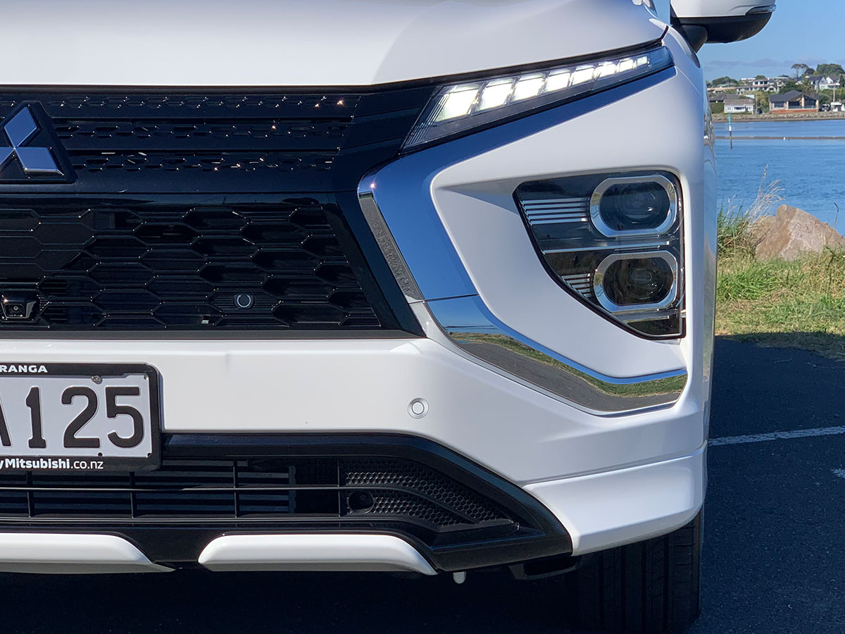 2024 Mitsubishi Eclipse Cross VRX 2WD