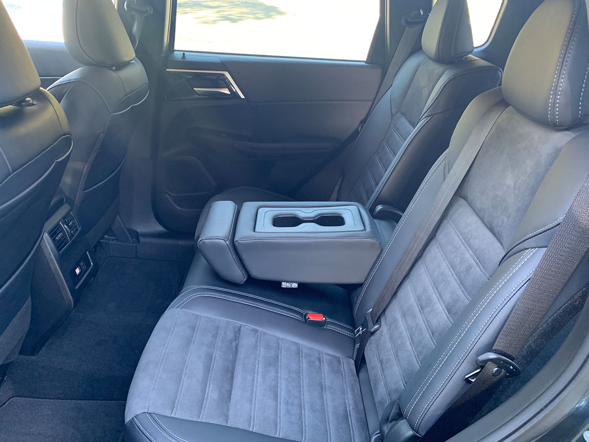 2024 Mitsubishi Outlander XLS 4WD 7 Seater 2.5L Petrol Auto