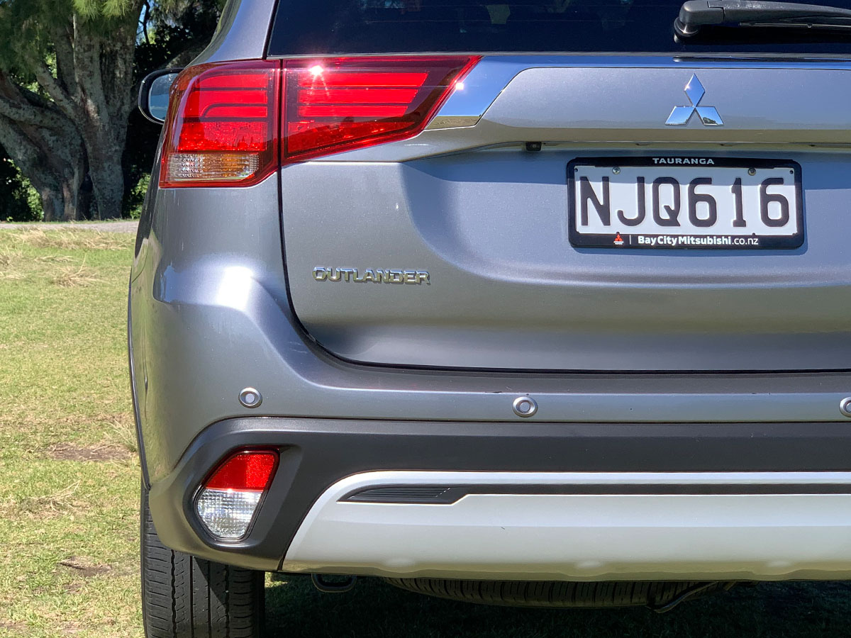 2021 Mitsubishi Outlander LS 2.4L Petrol 7 Seater Automatic