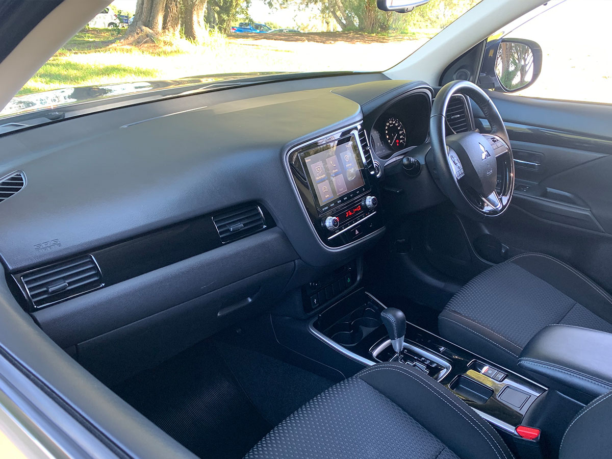 2021 Mitsubishi Outlander LS 2.4L Petrol 7 Seater Automatic