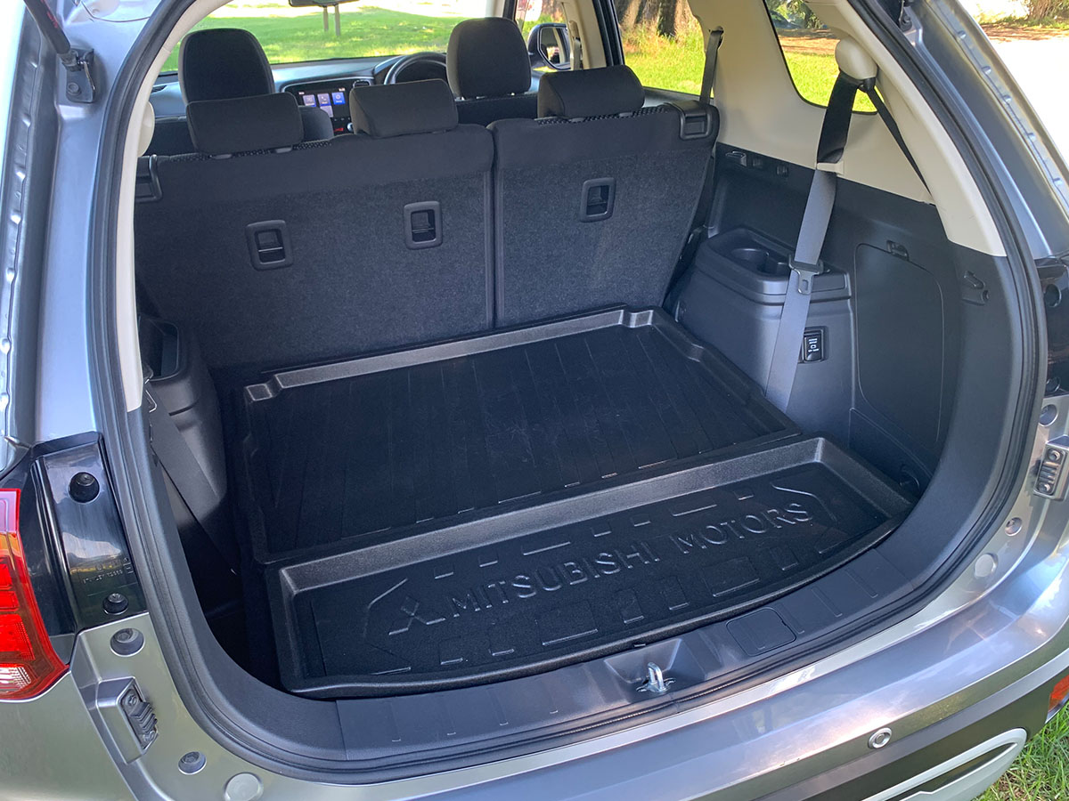 2021 Mitsubishi Outlander LS 2.4L Petrol 7 Seater Automatic