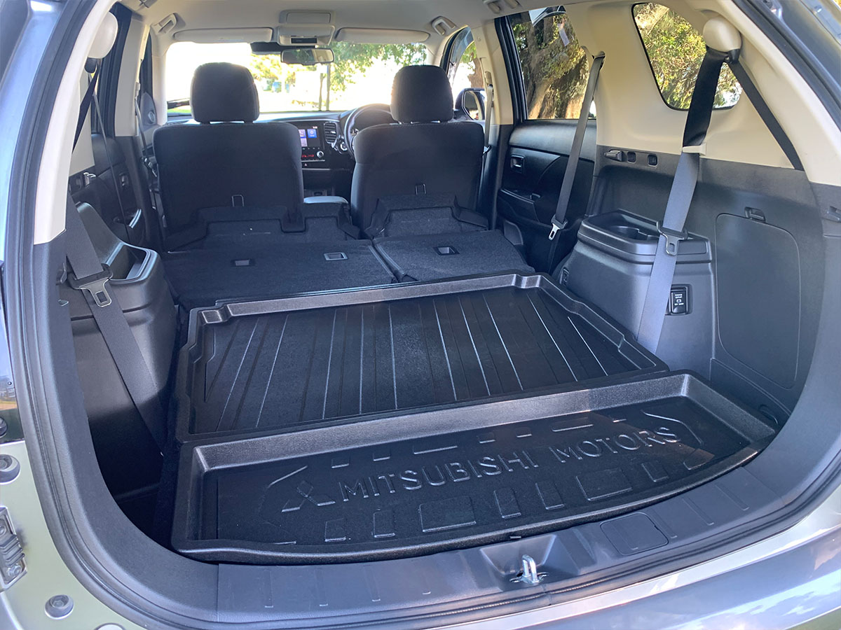 2021 Mitsubishi Outlander LS 2.4L Petrol 7 Seater Automatic