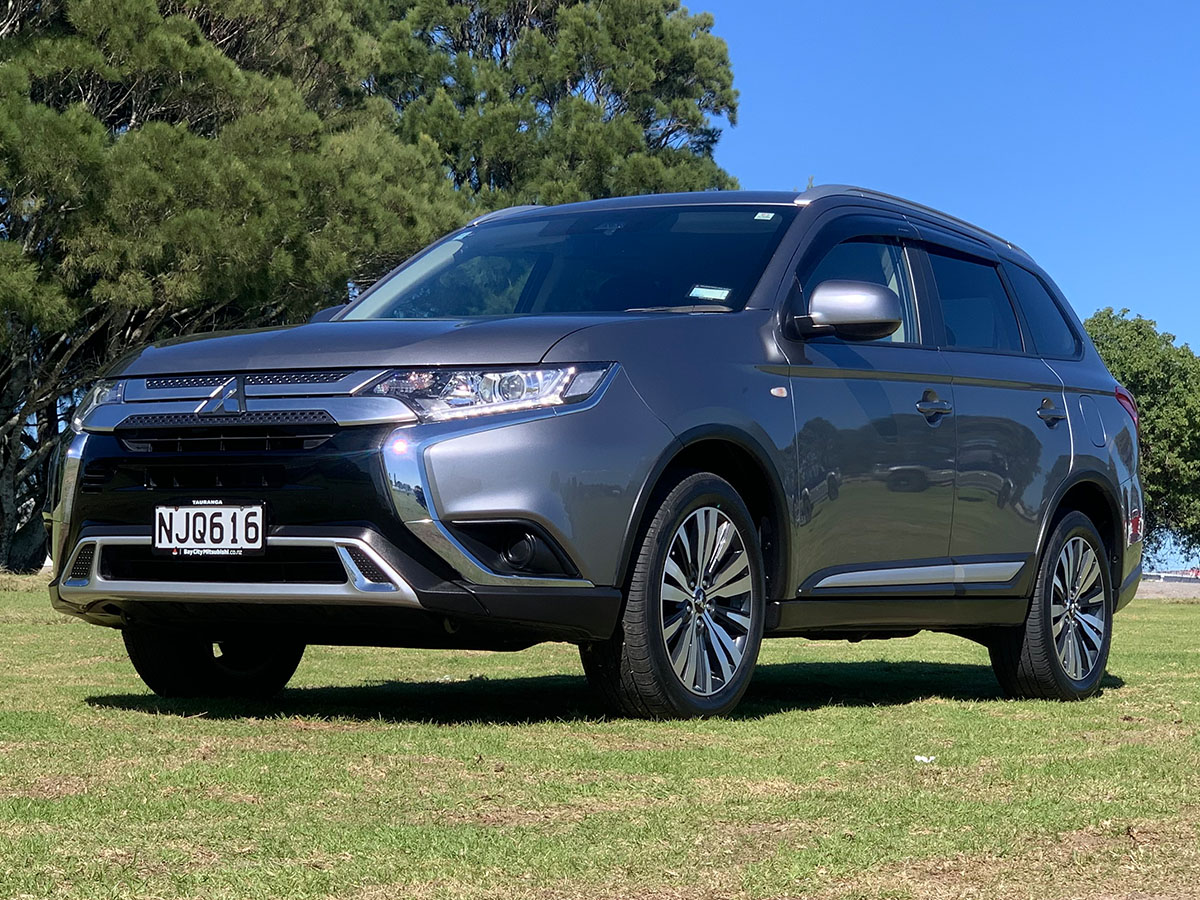 2021 Mitsubishi Outlander LS 2.4L Petrol 7 Seater Automatic