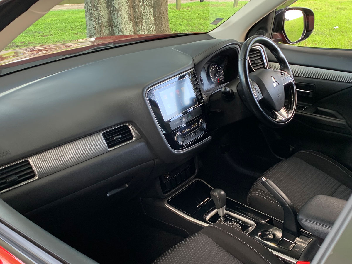 2018 Mitsubishi Outlander LS 2.4L Petrol 7 Seater Automatic