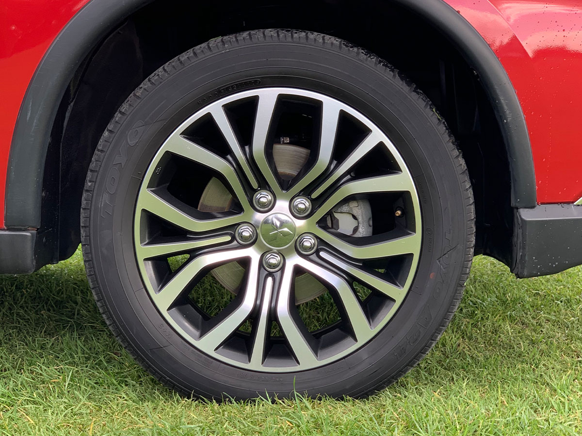 2018 Mitsubishi Outlander LS 2.4L Petrol 7 Seater Automatic