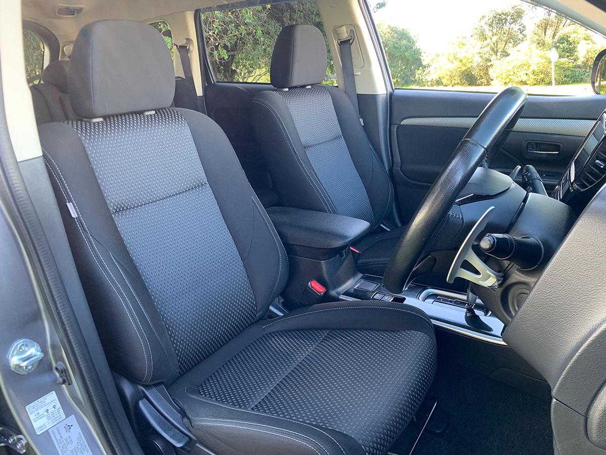 2018 Mitsubishi Outlander XLS 4WD 7 Seater 2.4L Petrol Automatic