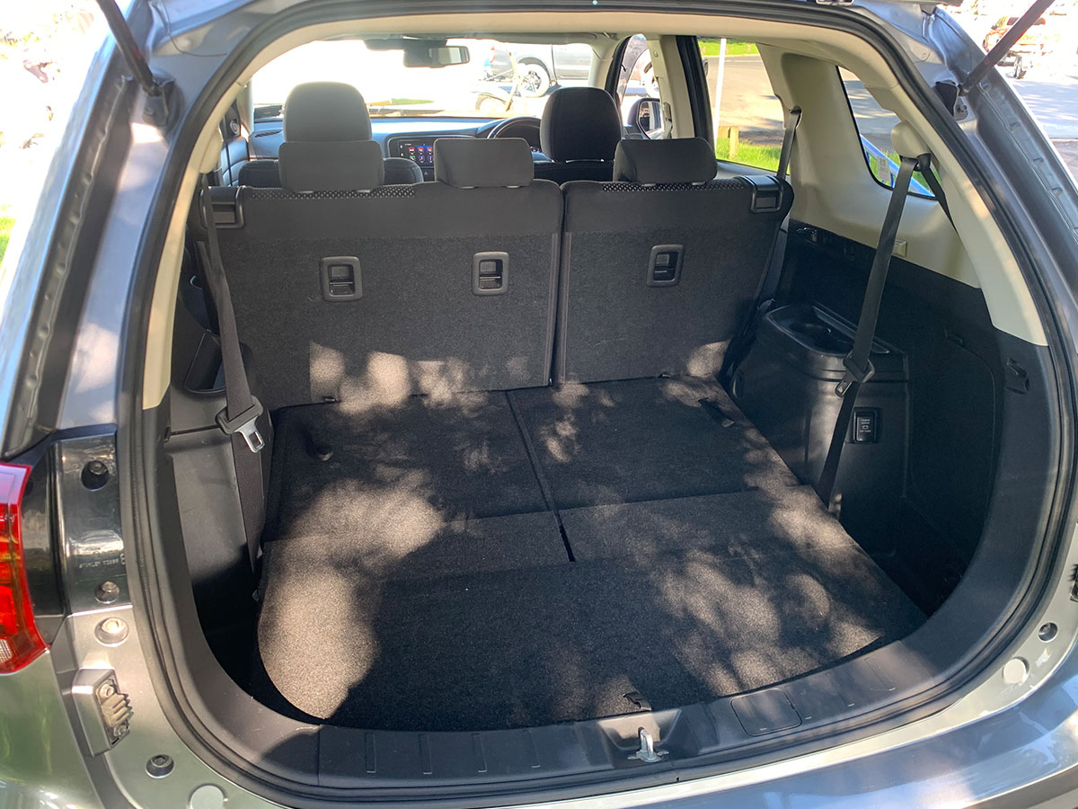 2018 Mitsubishi Outlander XLS 4WD 7 Seater 2.4L Petrol Automatic