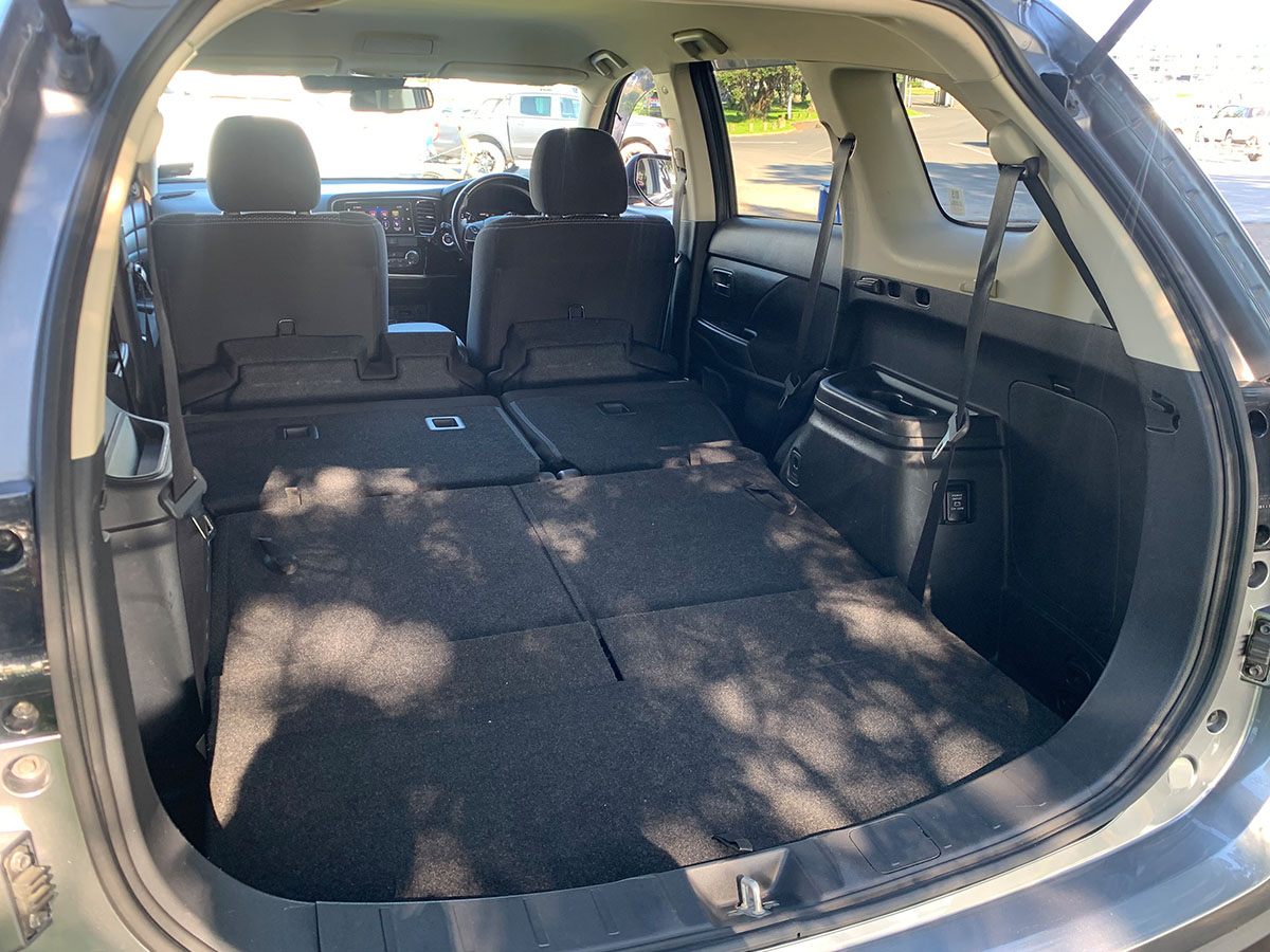 2018 Mitsubishi Outlander XLS 4WD 7 Seater 2.4L Petrol Automatic