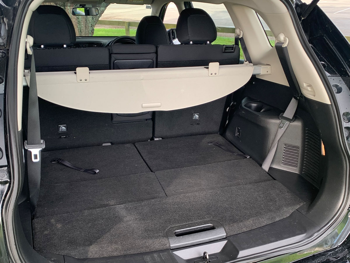 2018 Nissan X-Trail ST 2.5L Petrol 7 Seater