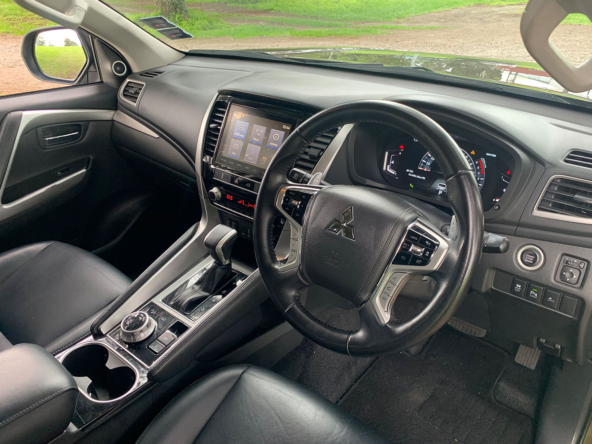 2023 Mitsubishi Pajero Sport VRX 4WD 7 Seater