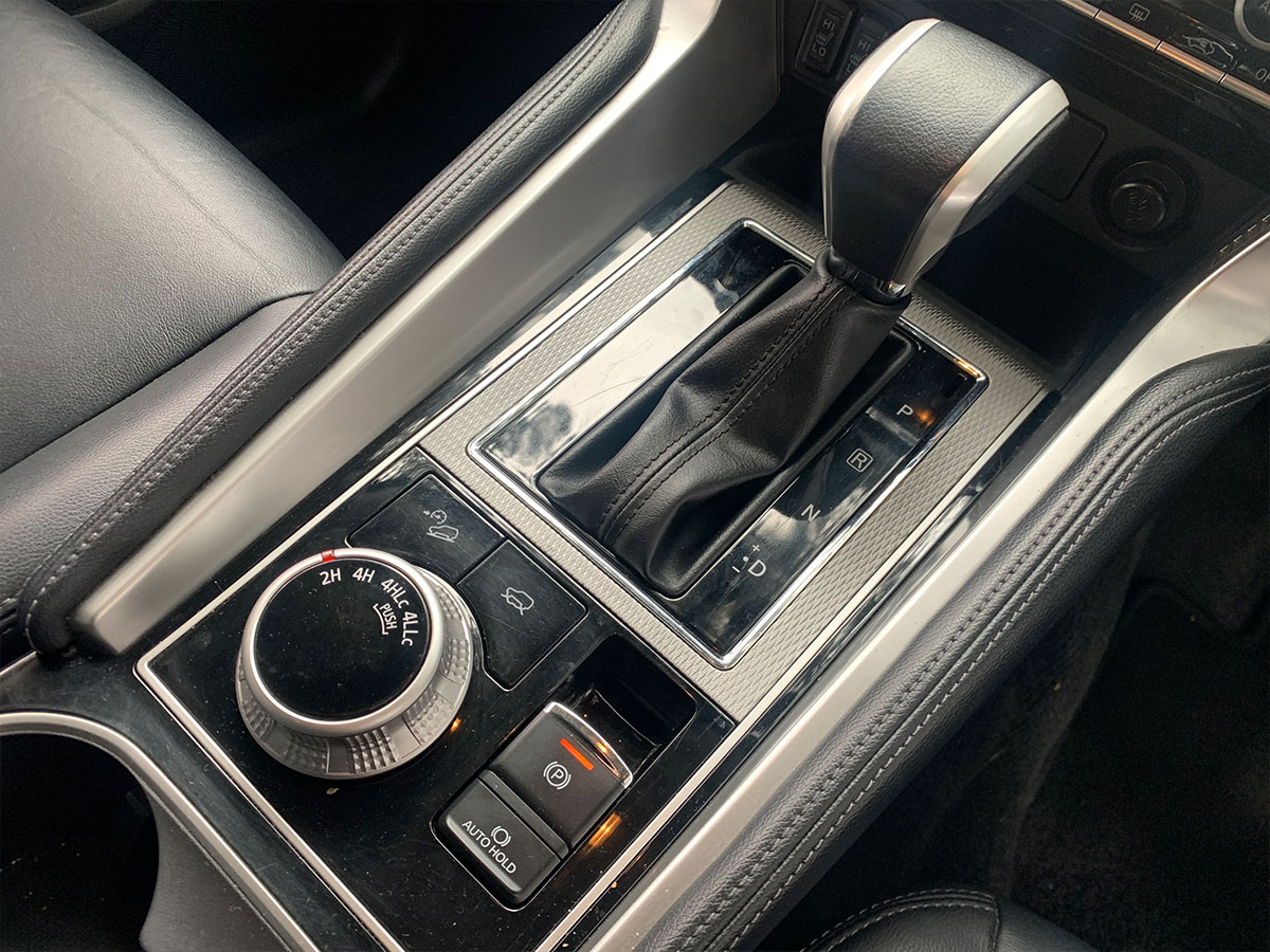 2023 Mitsubishi Pajero Sport VRX 4WD 7 Seater