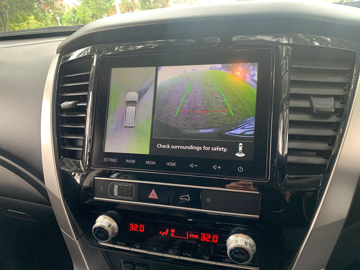 2023 Mitsubishi Pajero Sport VRX 4WD 7 Seater