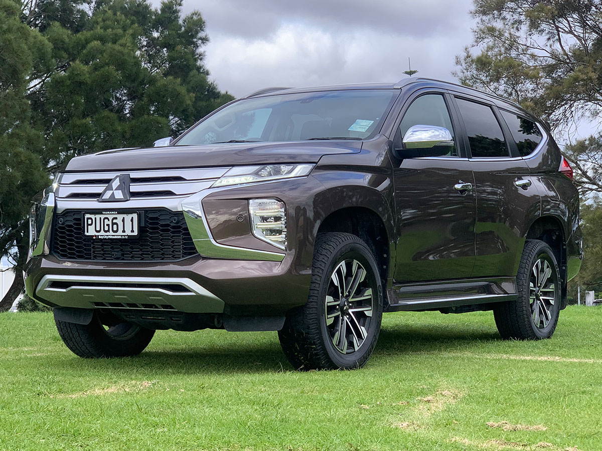 2023 Mitsubishi Pajero Sport VRX 4WD 7 Seater
