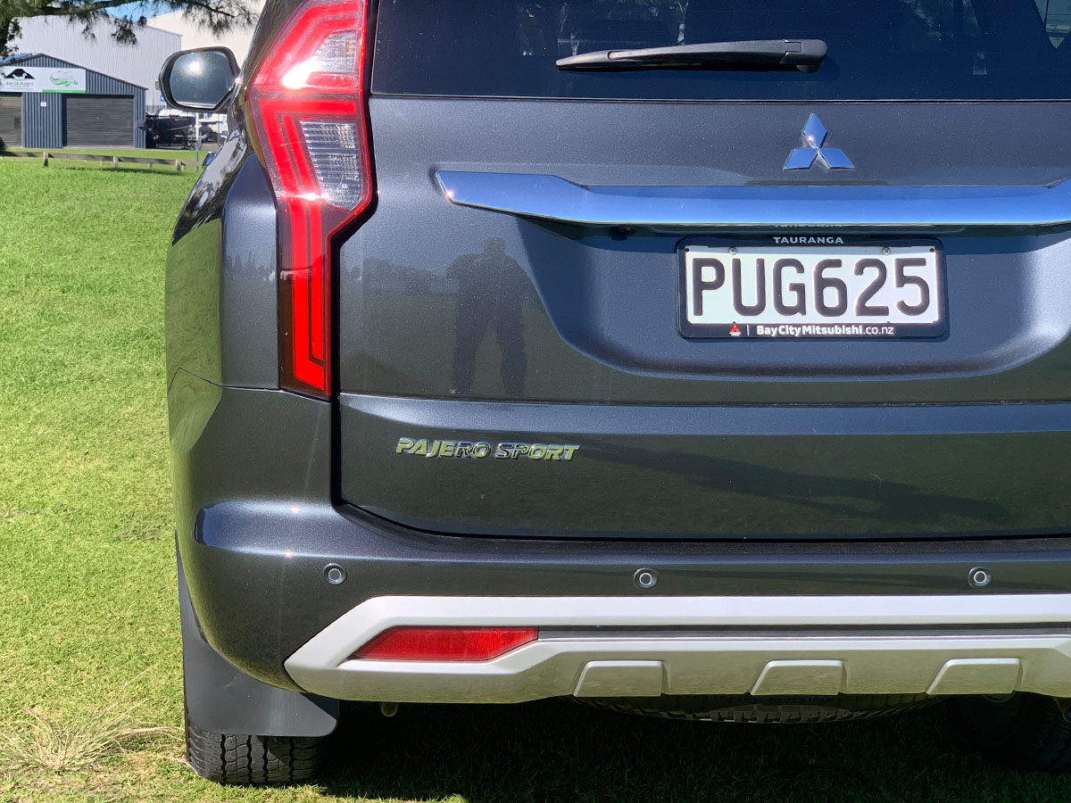 2023 Mitsubishi Pajero Sport VRX 4WD 7 Seater