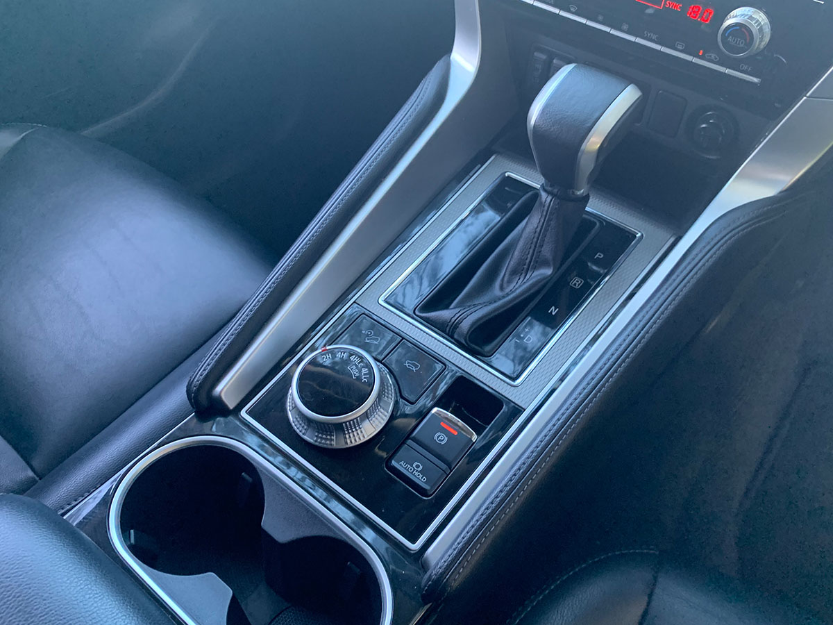 2023 Mitsubishi Pajero Sport VRX 4WD 7 Seater