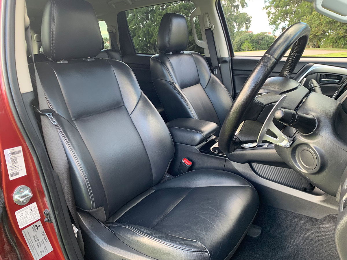 2023 Mitsubishi Pajero Sport VRX 4WD 7 Seater