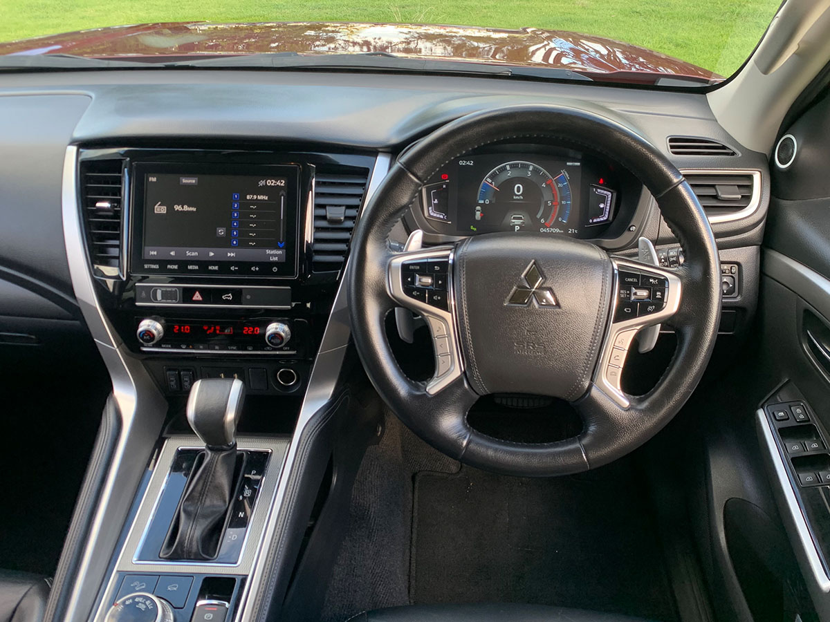 2023 Mitsubishi Pajero Sport VRX 4WD 7 Seater