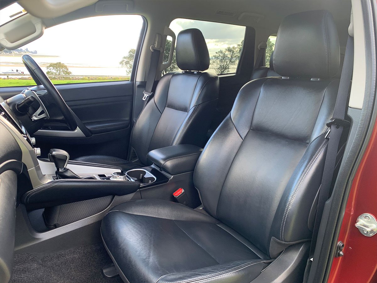 2023 Mitsubishi Pajero Sport VRX 4WD 7 Seater