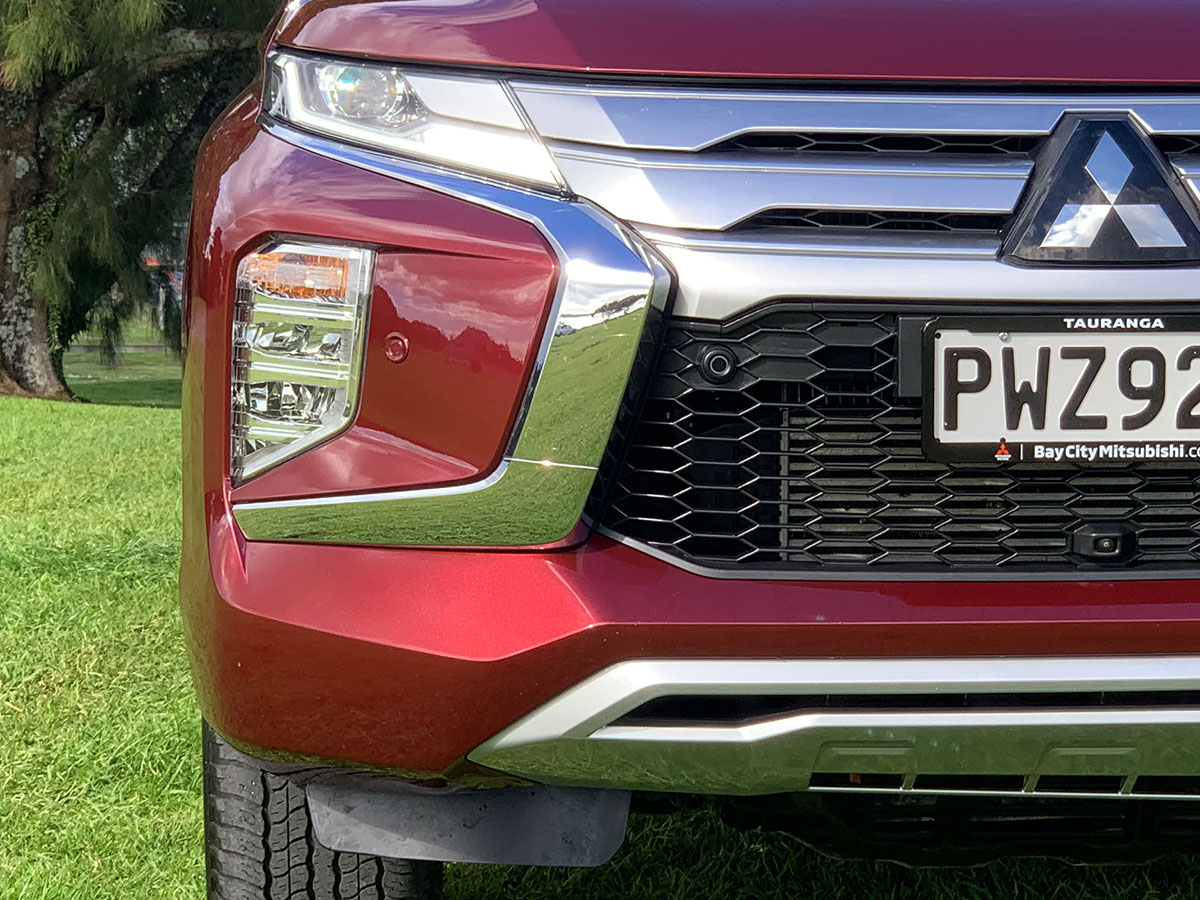 2023 Mitsubishi Pajero Sport VRX 4WD 7 Seater
