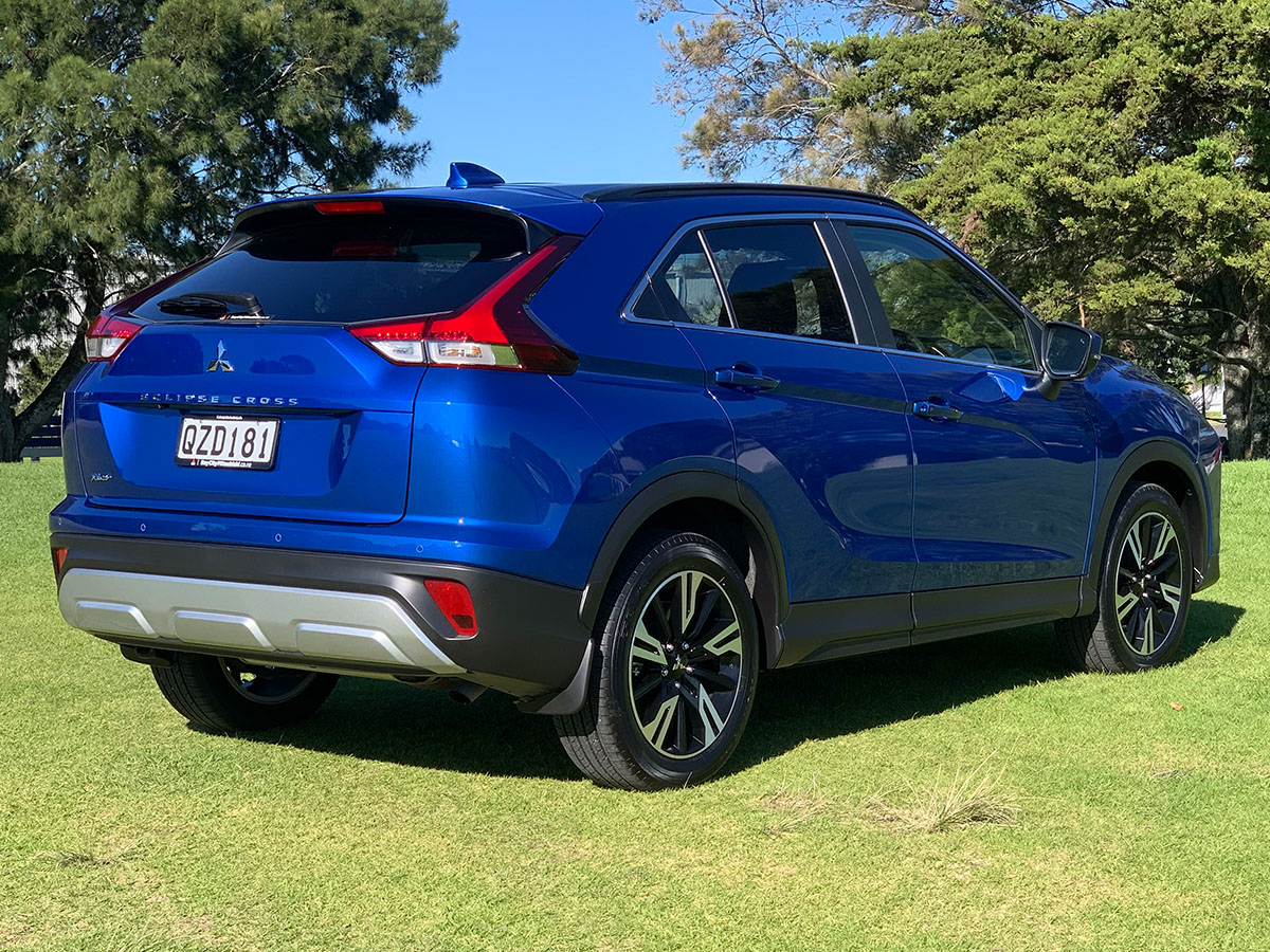 2024 Mitsubishi Eclipse Cross XLS 2WD