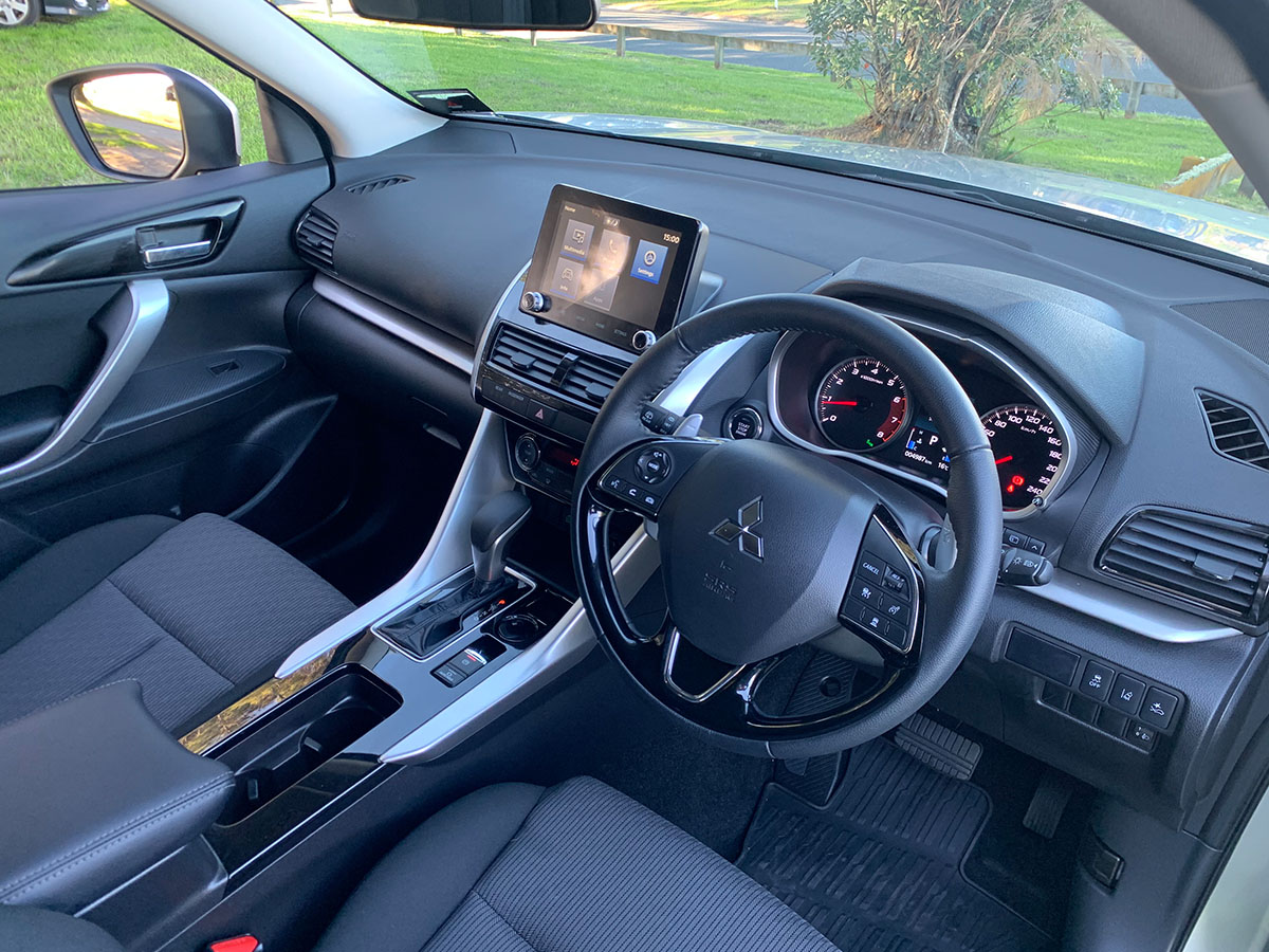 2024 Mitsubishi Eclipse Cross XLS 2WD