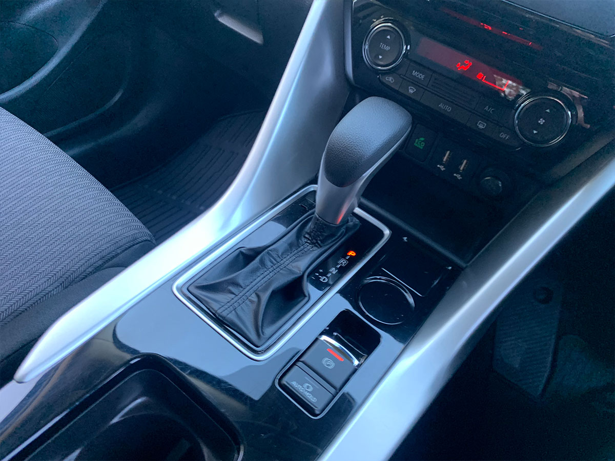 2024 Mitsubishi Eclipse Cross XLS 2WD