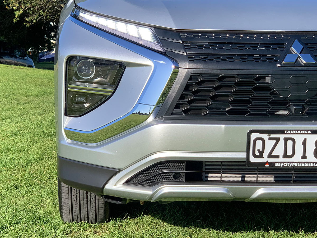 2024 Mitsubishi Eclipse Cross XLS 2WD