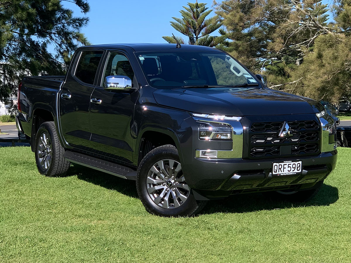 2024 Mitsubishi Triton GLXR 2WD 2.4L Bi-Turbo Diesel 6 Speed Auto