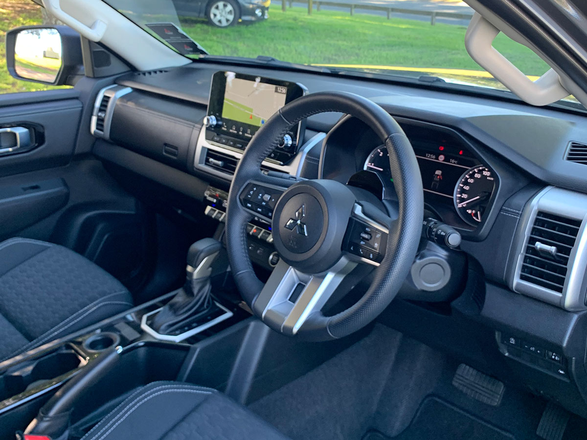 2024 Mitsubishi Triton GLXR 2WD 2.4L Bi-Turbo Diesel 6 Speed Auto