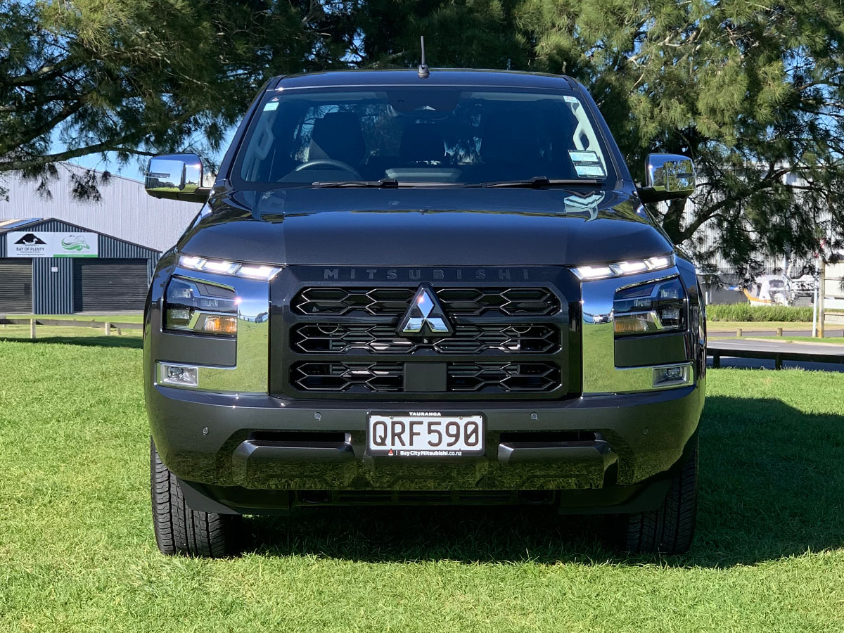 2024 Mitsubishi Triton GLXR 2WD 2.4L Bi-Turbo Diesel 6 Speed Auto
