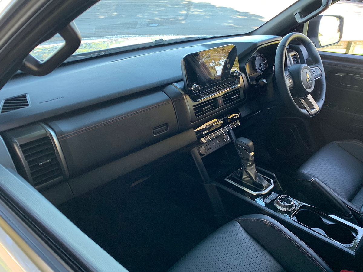 2024 Mitsubishi Triton VRX 4WD 2.4L Bi-Turbo Diesel 6 Speed Auto