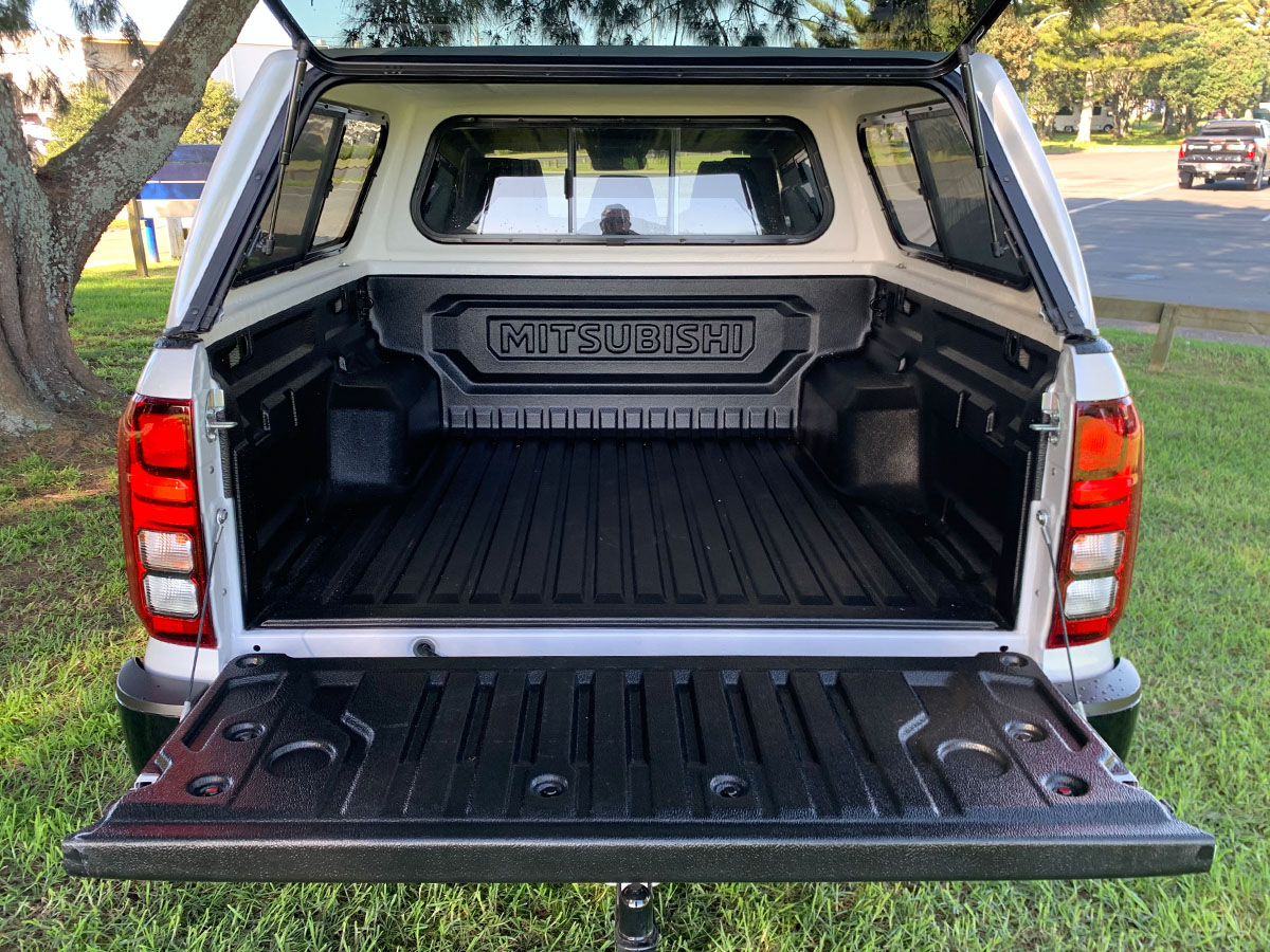 2024 Mitsubishi Triton VRX 4WD 2.4L Bi-Turbo Diesel 6 Speed Auto