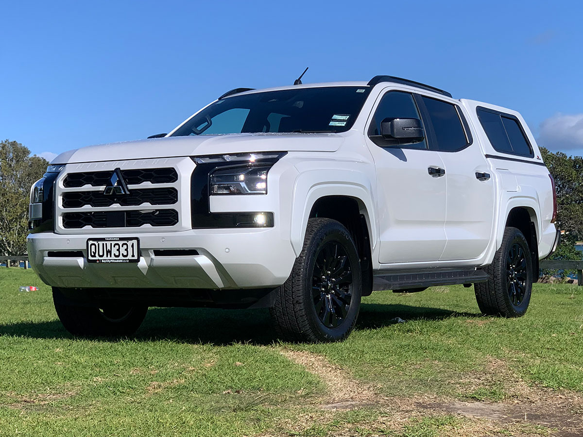 2024 Mitsubishi Triton VRX 4WD 2.4L Bi-Turbo Diesel 6 Speed Auto