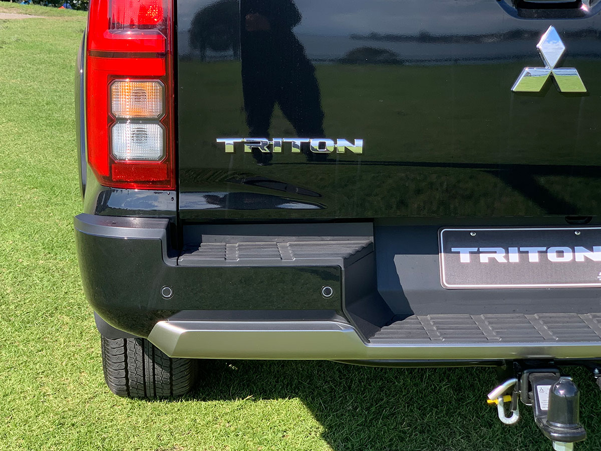 2025 Mitsubishi Triton VRX 2WD 2.4L Bi-Turbo Diesel 6 Speed Auto